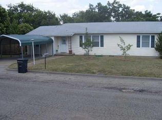 612 Krueger Ave, Clifton, TX 76634