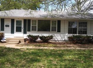 10061 Dwight Dr, Saint Louis, MO 63137