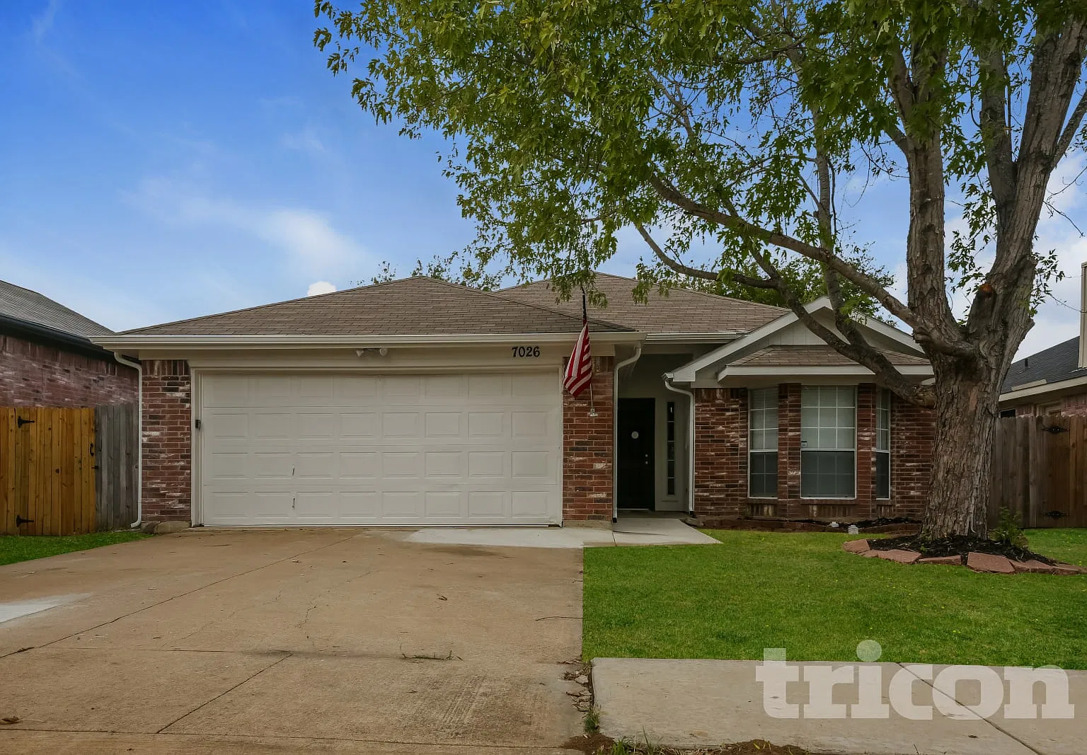 7026 Stetter Drive Arlington TX — Photo 2