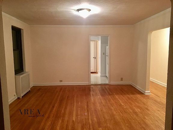 3rd image of 2728 Henry Hudson Pkwy APT 61A