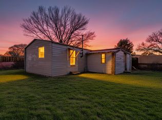 27 El Cid Loop, Los Lunas, NM 87031