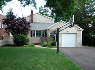 413 Mountainview Ter, Dunellen, NJ 08812