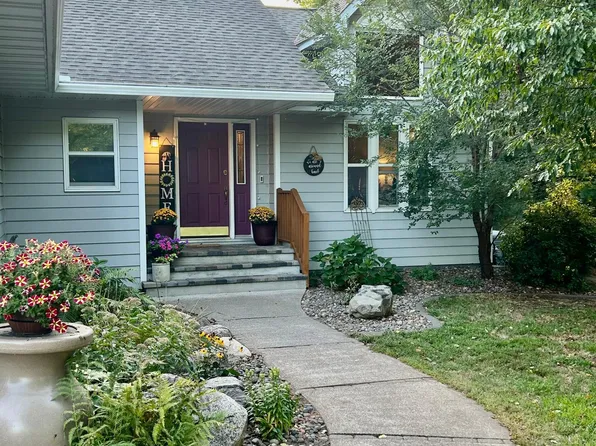 325 Willow St, Mora, MN 55051