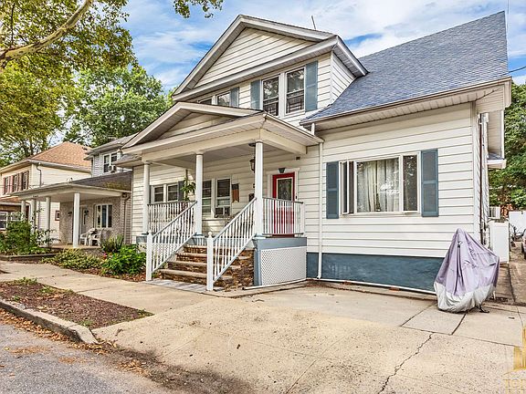 3rd image of 151 Burgher Ave