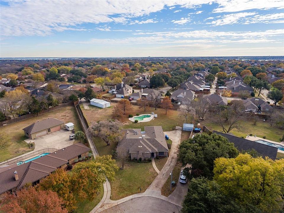 1st image of 3302 Westwood Cir