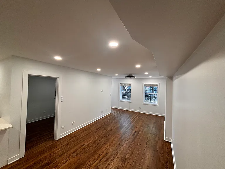 1907 W Race Ave #G — Photo 6