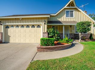 2217 Surrey Rd, Sacramento, CA 95815