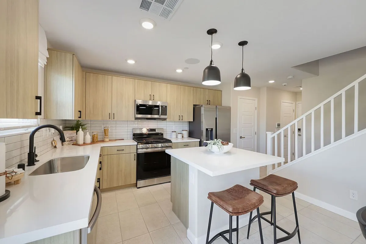 Building Photo - 911 Cadence View Way