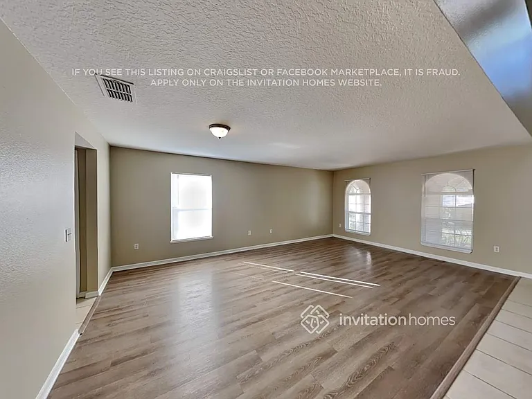 1050 Osprey Cove Cir — Photo 4