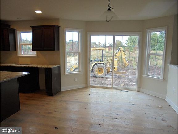 5th image of 1540 Schwenksville Rd