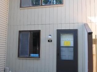 70 River Woods Ln, Burnsville, MN 55337