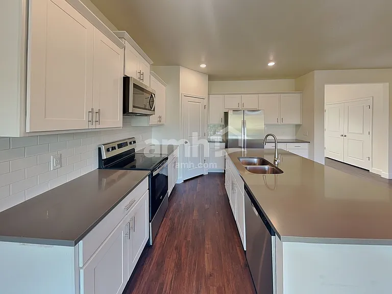14891 W 82nd Pl — Photo 3