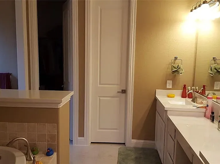 7220 Ridgepoint Dr — Photo 6