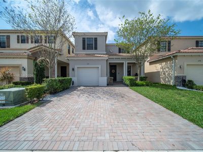 674 NE 193rd St, Miami, FL, 33179