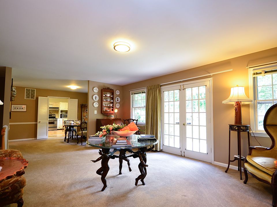 1st image of 4118 Breezewood Ln