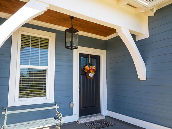 3rd image of 4752 Kendall Cir
