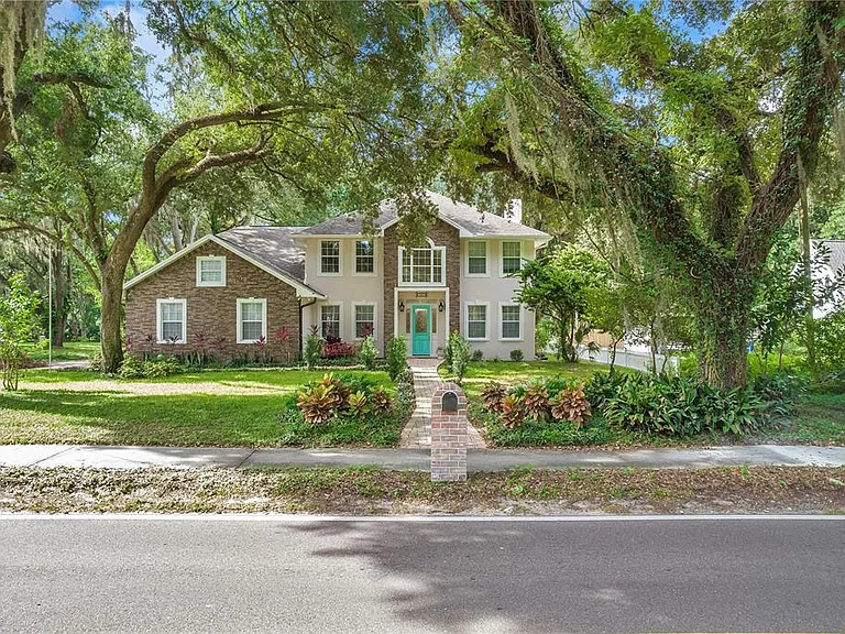 1507 W Windhorst Rd — Photo 3