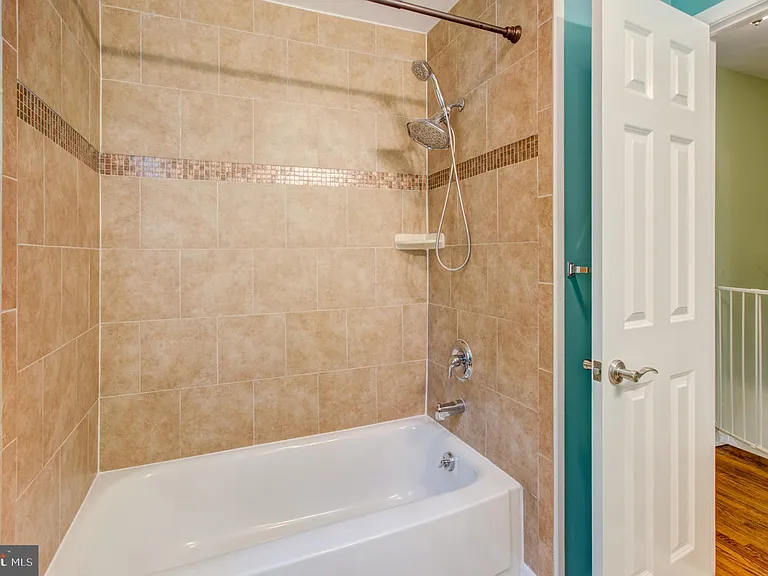 11 Whitemarsh Dr — Photo 15
