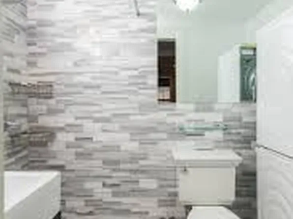 345 West 53rd Street image 4 of 4