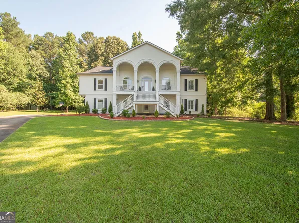 115 Hazelridge Ln, Sharpsburg, GA 30277