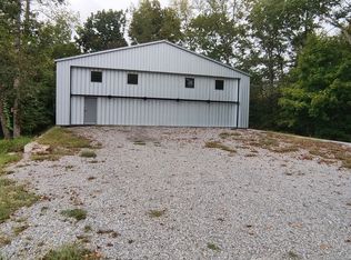 432 Slow Roll Dr, Chapmansboro, TN 37035