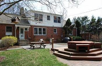 3rd image of 207 Cork Dr