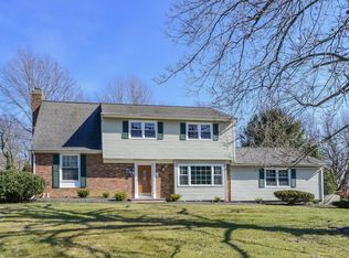 30 Cardinal Rd, Middletown, NJ 07748