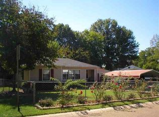 3334 Moore Dr, Texarkana, TX 75503