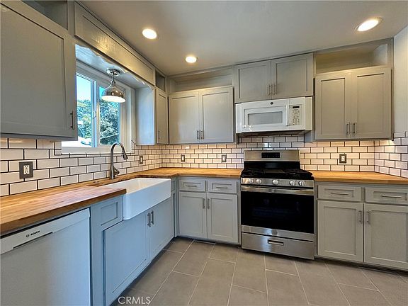5th image of 941 Marina St