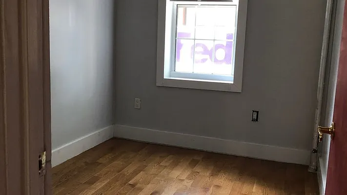 Rented by Nooklyn NYC LLC | media 4