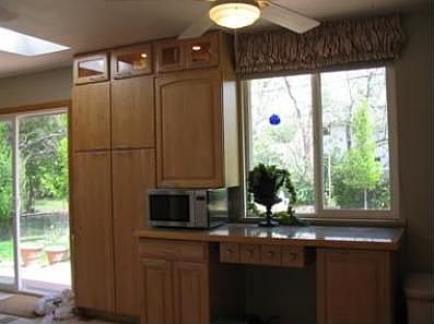 3rd image of 1020 Berea Dr