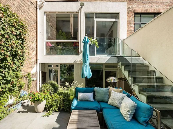 10 E 95th St Unit Garden, New York, NY 10128