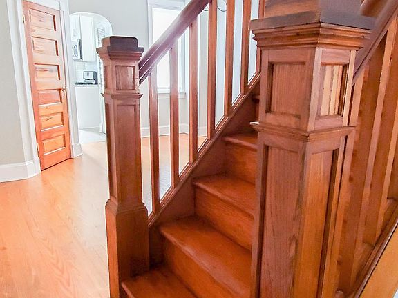 Central staircase to second floor