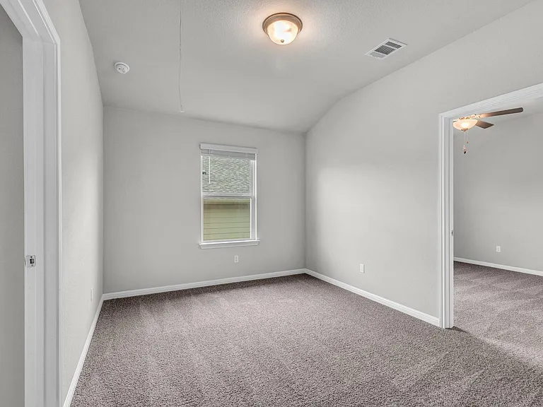 386 El Capitan Loop — Photo 25