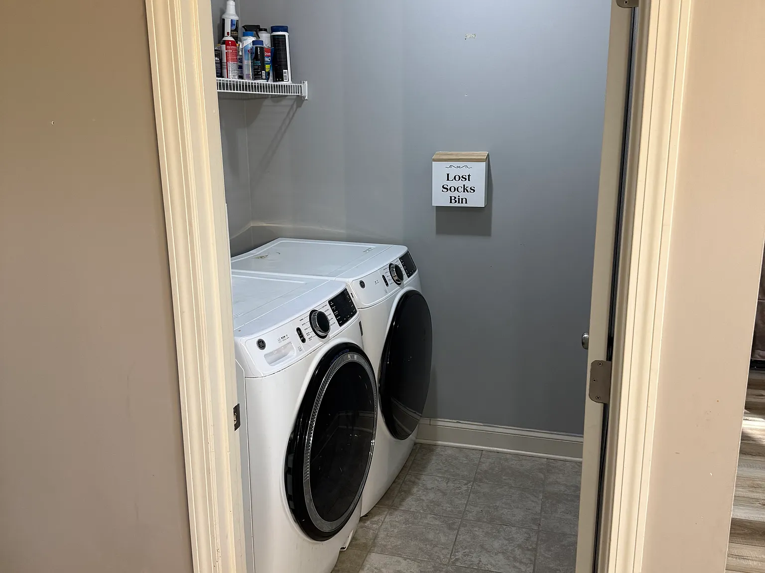 4 bed, 2530 sqft, $2,300 — Photo 3