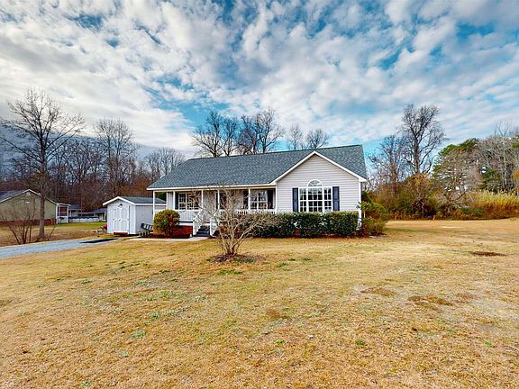 3rd image of 16 Critcher Farm Ln