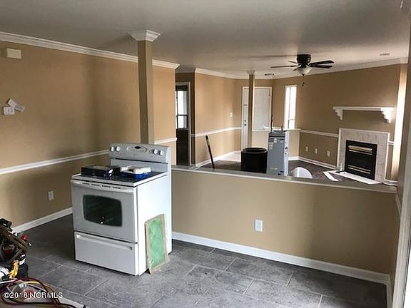 3rd image of 106 A Breezewood Dr