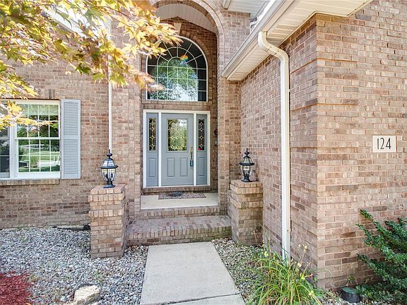 5th image of 124 Illini Ln