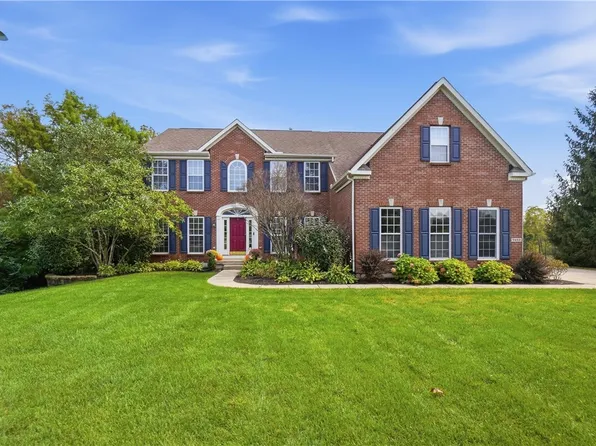 7452 Waterway Dr, Waynesville, OH 45068
