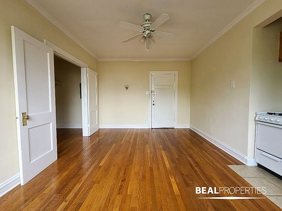 4th image of 4546 N Damen Ave APT 313