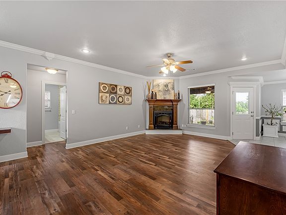 4th image of 2964 N Cassius Ln