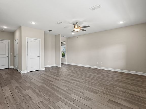 4th image of 9922 Michael Irvin St