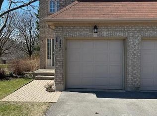 75 Ryans Way #11, Hamilton, ON L8B 1B4