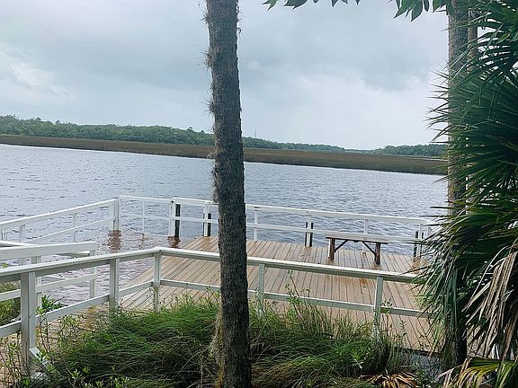 4th image of 6186 Shoreline Dr
