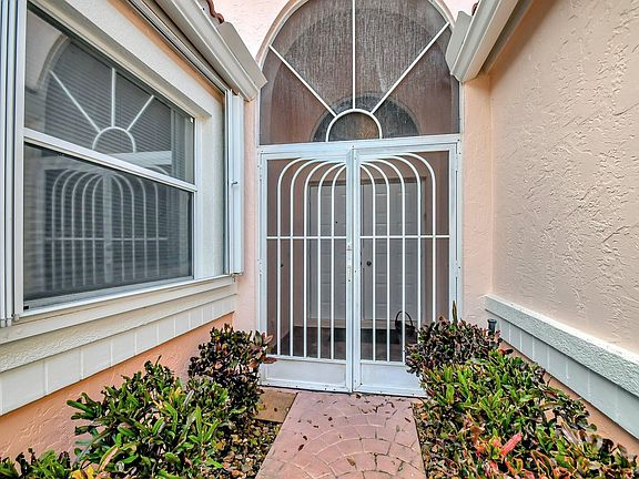 5th image of 12815 Coral Lakes Drive