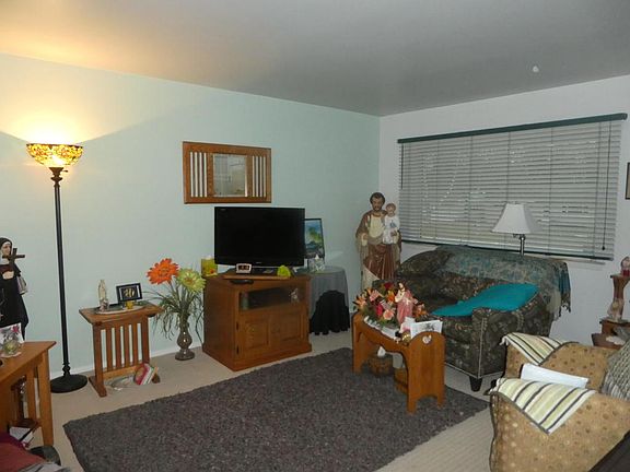 2nd image of 1103 Wilke St