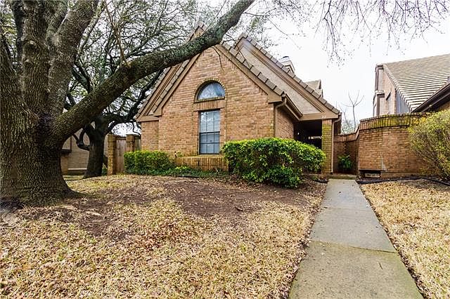 1st image of 11310 Spicewood Club Dr APT 22