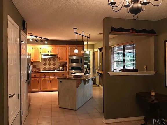 5th image of 3218 Samantha Dr