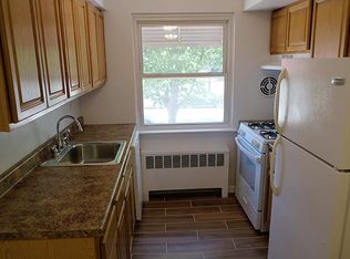 1364 Crosby Ave #1A, Bronx, NY 10461