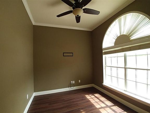 3rd image of 1613 Audrey Dr